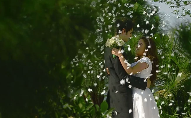 Boomwow Wedding Party Confetti